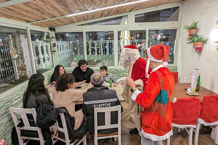 Parrilla- restaurante La Bimbala Gijón Visita de Papa Noel